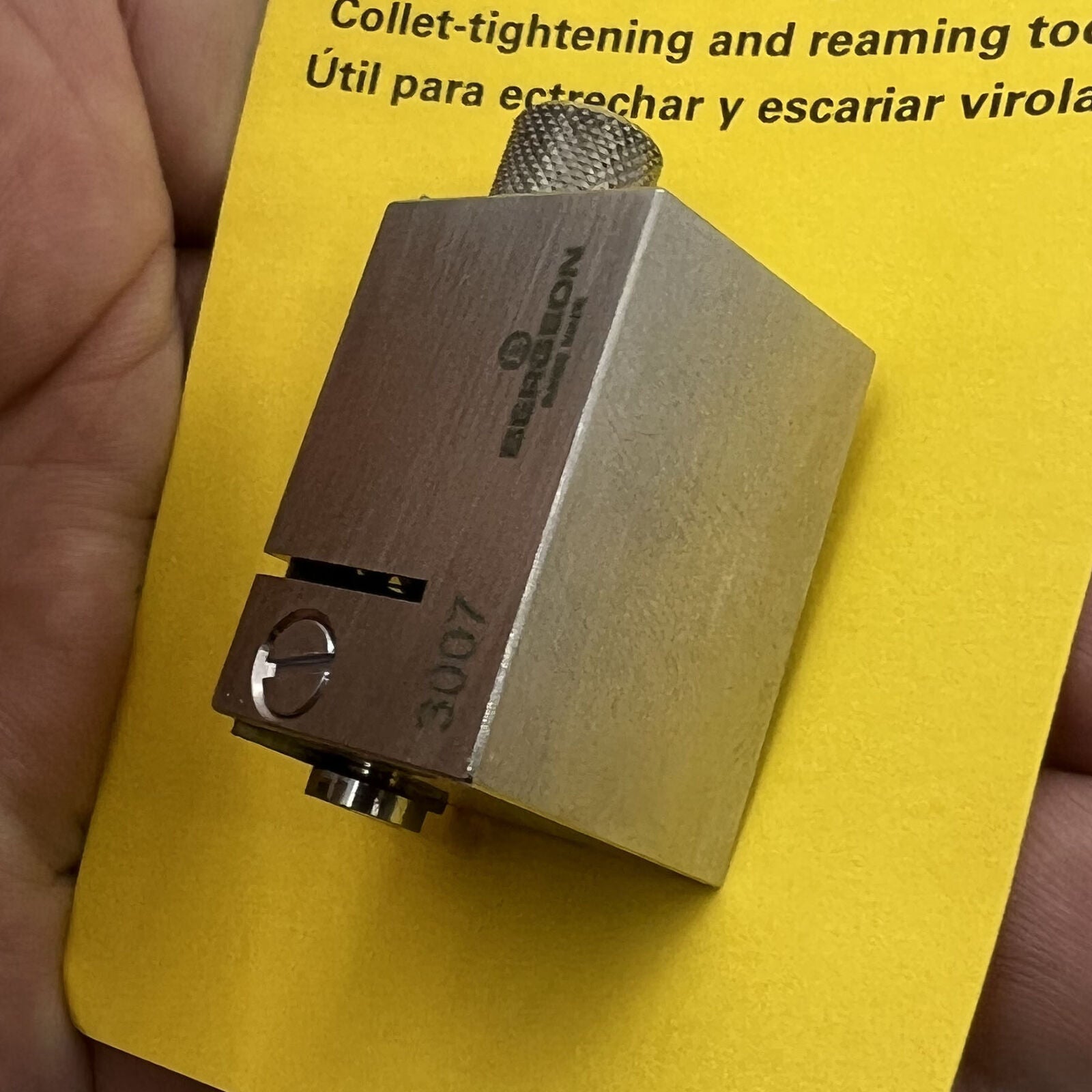 Swiss Bergeon 3007 watch tool for collet closing and tightening, precision Swiss-made watch repair accessory.