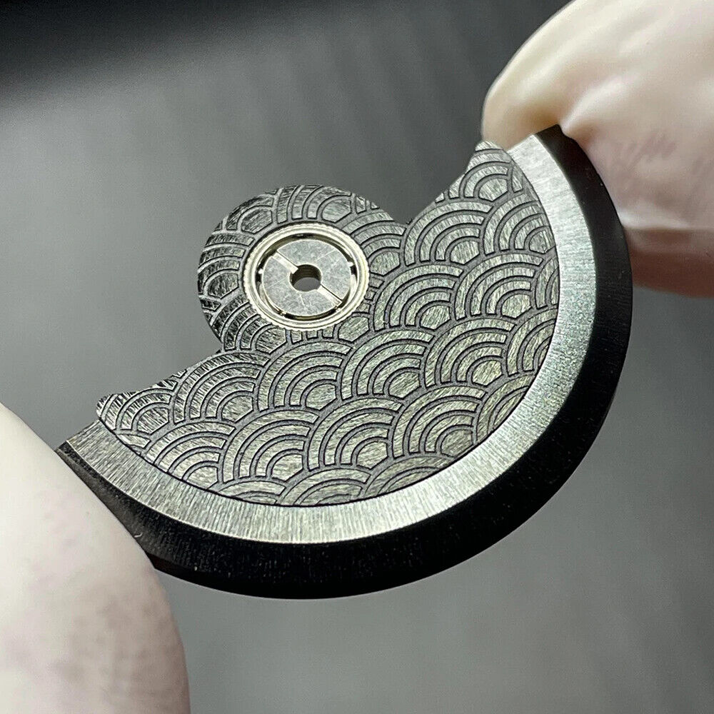 Black Sea Wave carved rotor for NH35 NH36 movement, enhancing watch accessory performance and style.