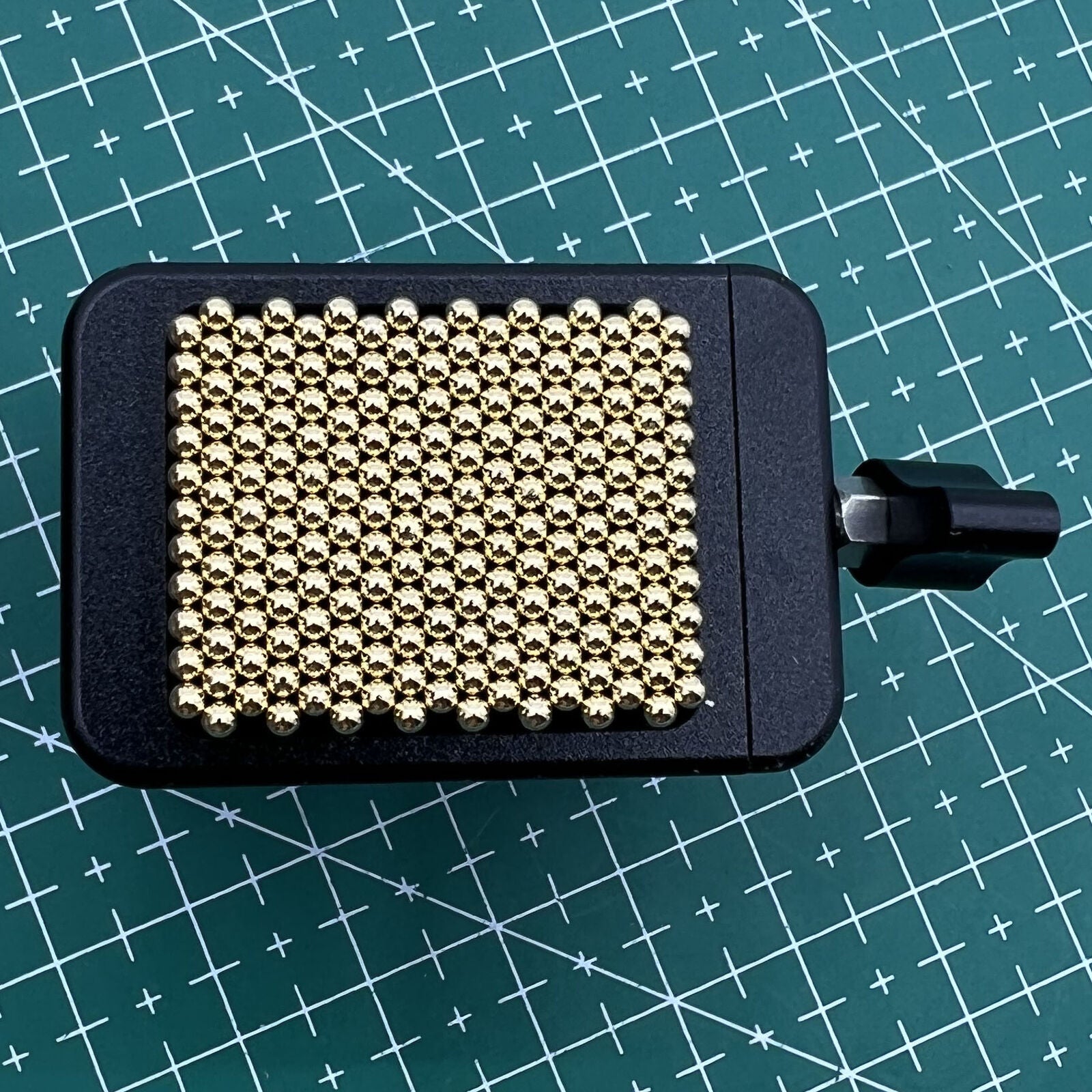 Universal metal movement holder with beads, compatible with any watch shape for secure repair - Brand Generic.