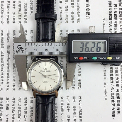 Montre mécanique manuelle Beijing Double Rhomb argentée de 36 mm, boîtier argenté, clou argenté