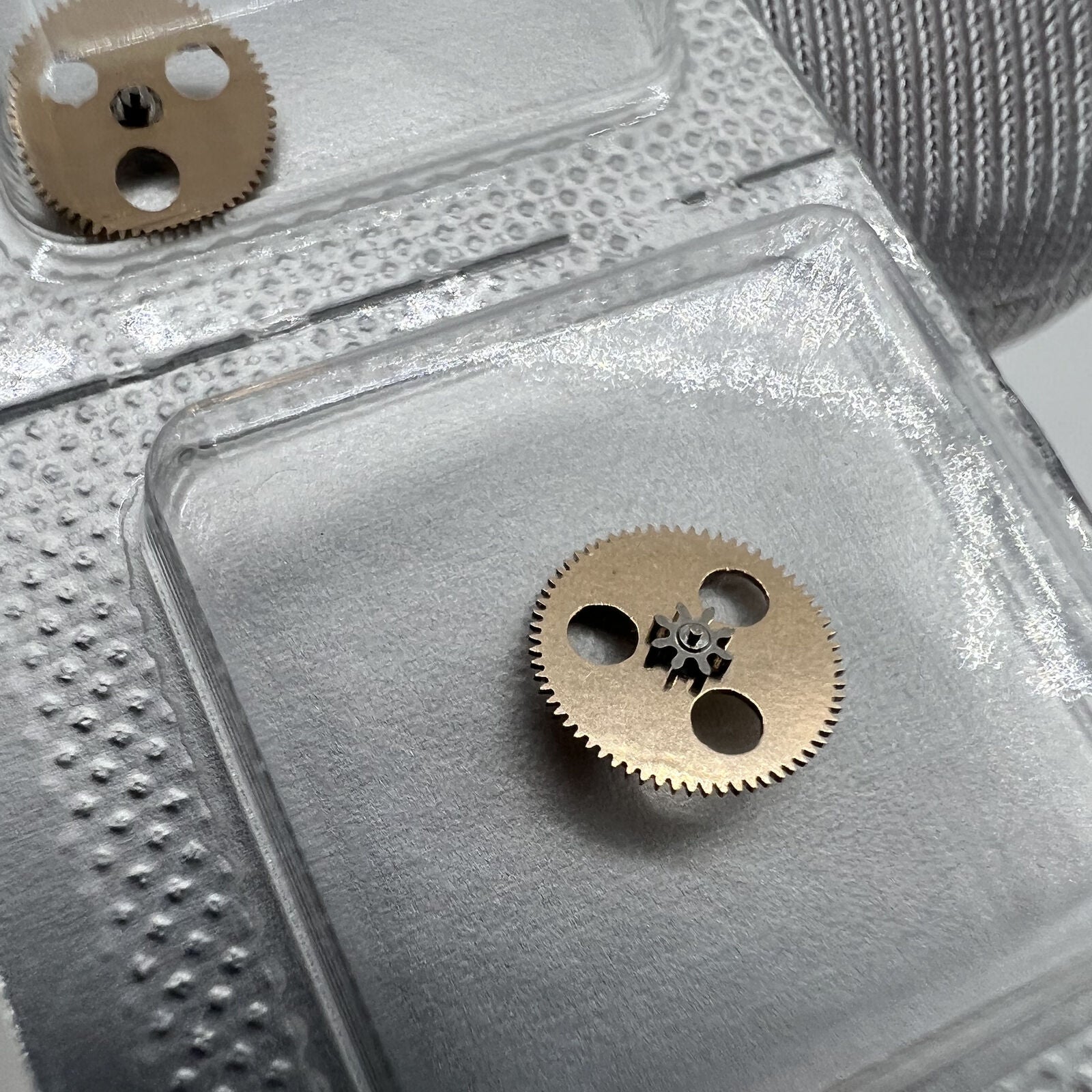 Ref.1482 ETA 7750 ratchet wheel spare part, precision watch mechanism repair.