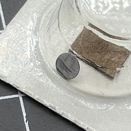 Generic 3035-5064 axle for oscillating weight, reliable replacement part for 3035 watch movement.