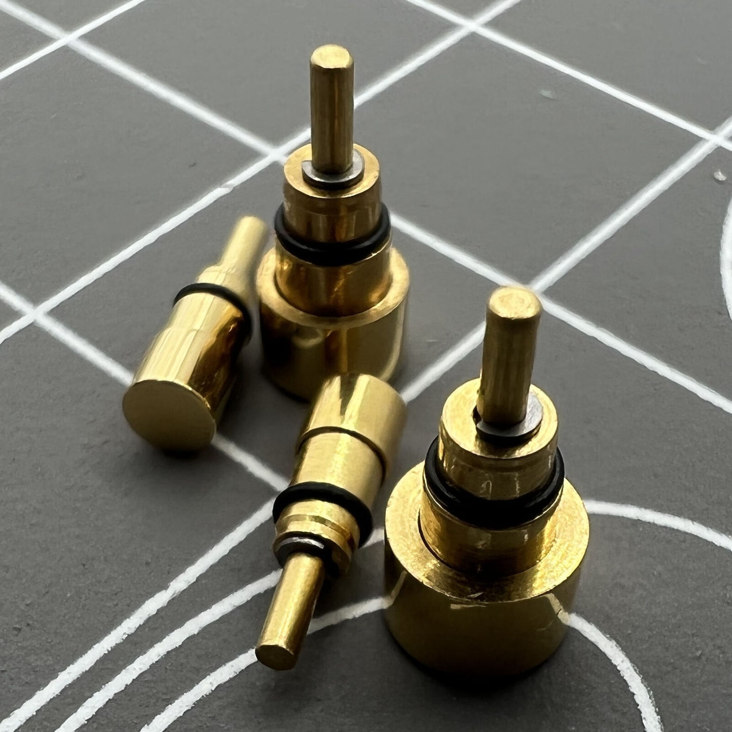 26pcs stainless steel golden watch pushers, 13 sizes for precise drive-in adjustments.