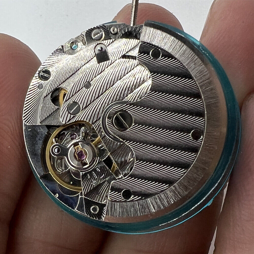 DG2813 automatic mechanical watch movement by T16, single calendar, 3-hand design for precise replacements.