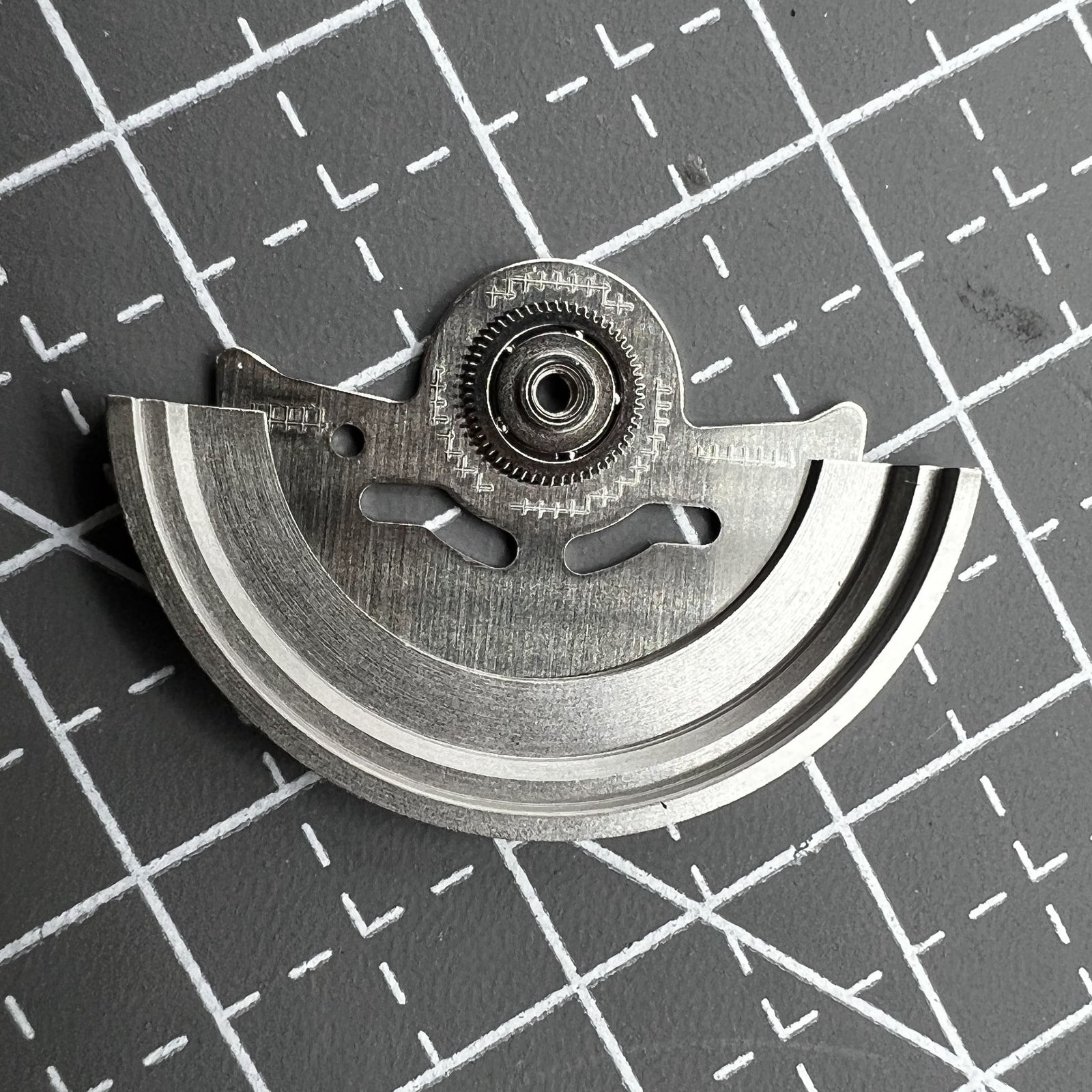 Schwungmasse Rotor f�r NH35 Uhrwerk von Schwungmasse, pr�zises Ersatzteil f�r Uhrenreparatur.