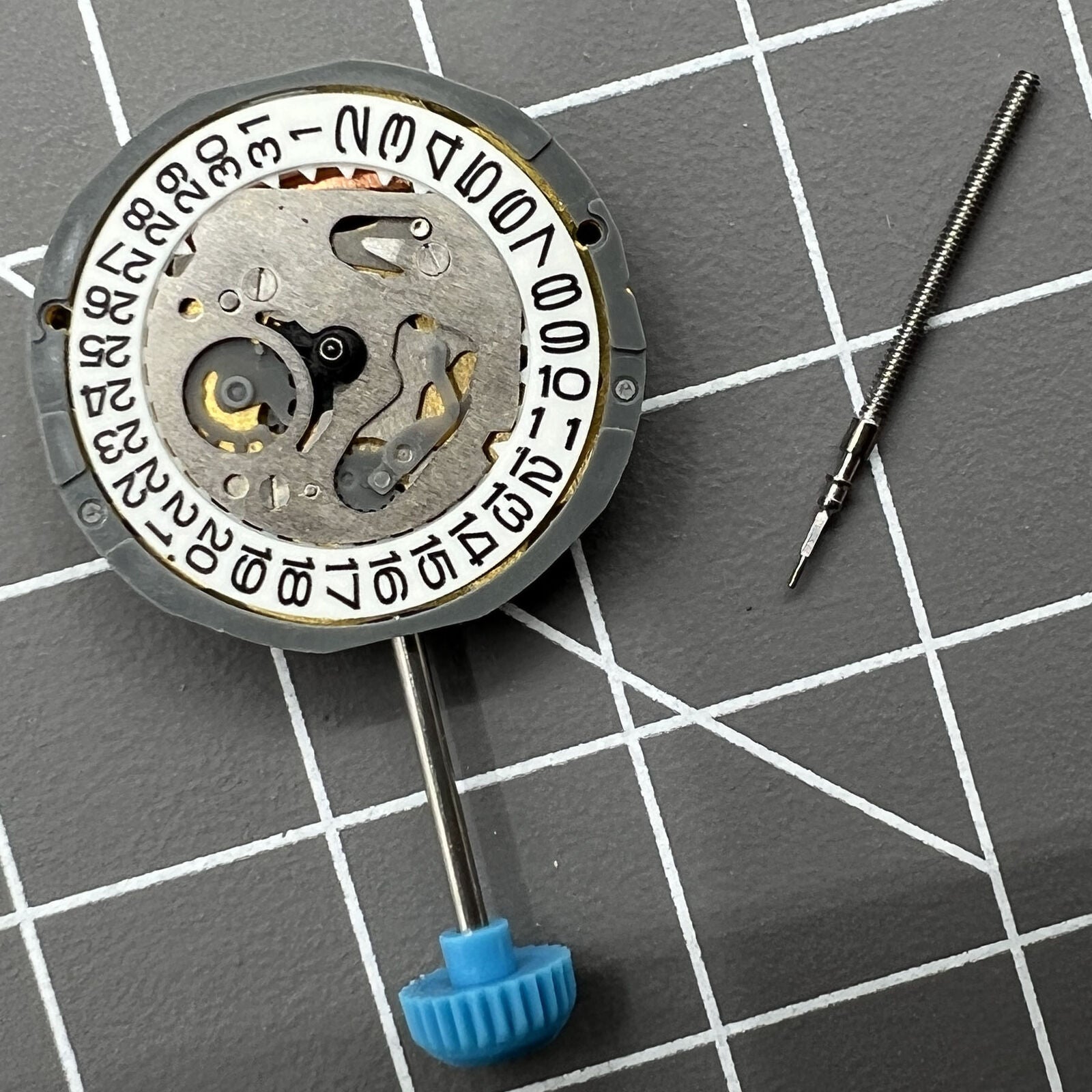 Miyota 6L12 quartz movement with date at 3 o'clock, Japan made, single calendar feature, reliable watch accessory.
