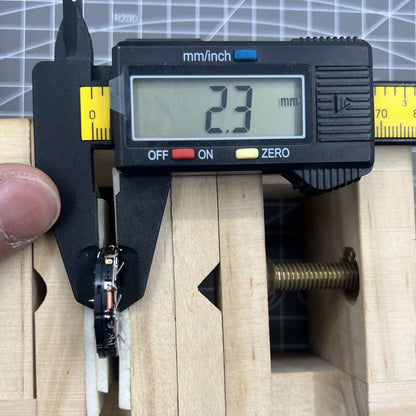 Epson Quarzwerk YM04A Big Date Datum auf 12 Uhr Position