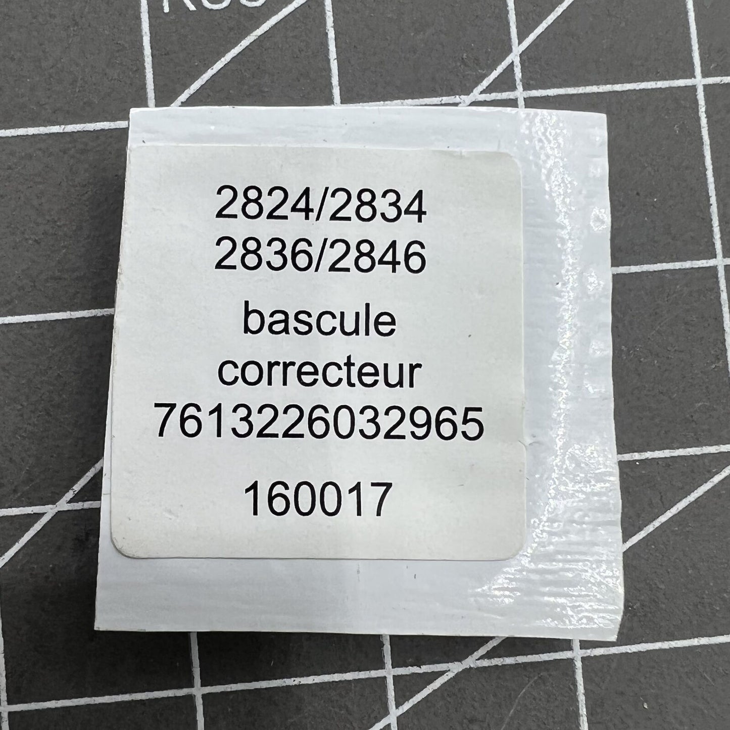 Réf. 445-2 Attelle de levier de réglage combinée générique pour mouvement <tc>ETA</tc> 2824 2836