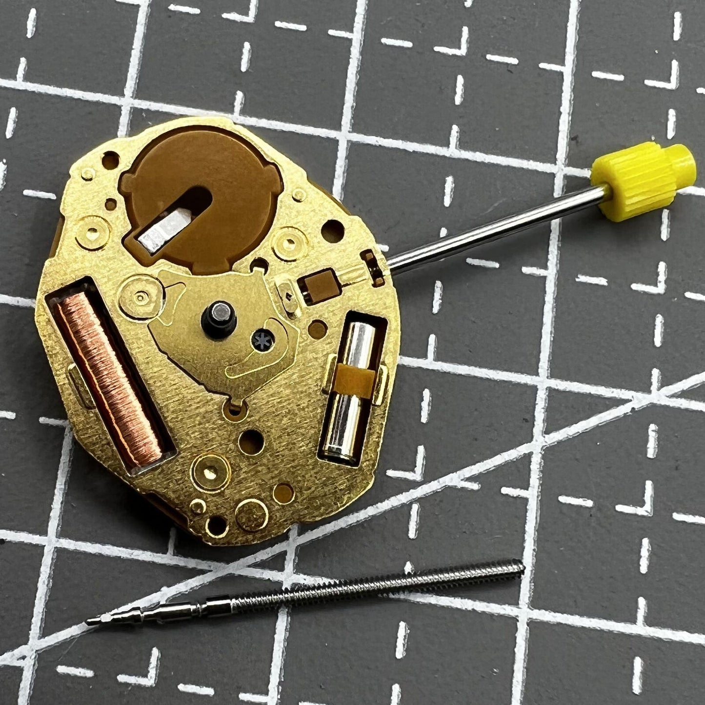 Miyota Golden GL26 quartz movement with 2 hands, precision timekeeping for watch accessories.