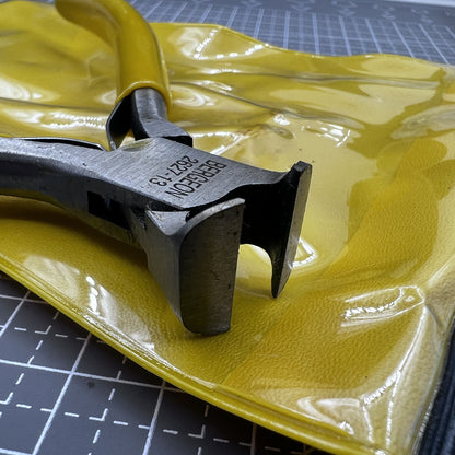 Swiss Bergeon 2627-13 top cutters for precise watch accessory cutting with straight jaw design.