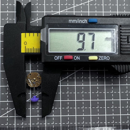 Miyota 4S20 Quarzuhrwerk aus Japan, pr�zises Uhrwerk f�r langlebige Zeitmesser.
