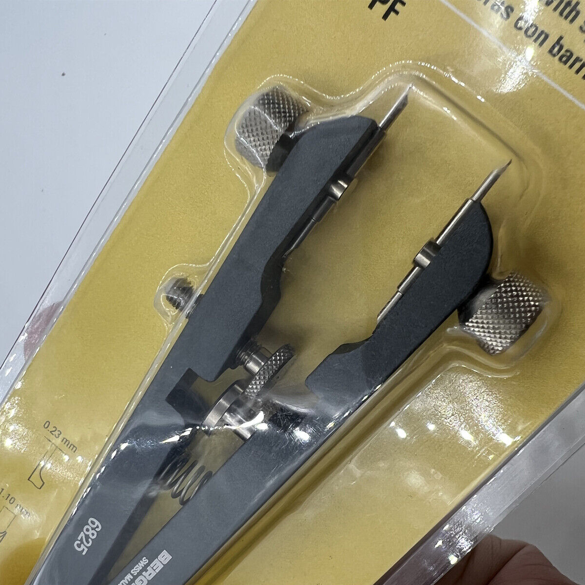 Bergeon 6825-PF spring bar pliers for precise watch bracelet adjustment and removal.