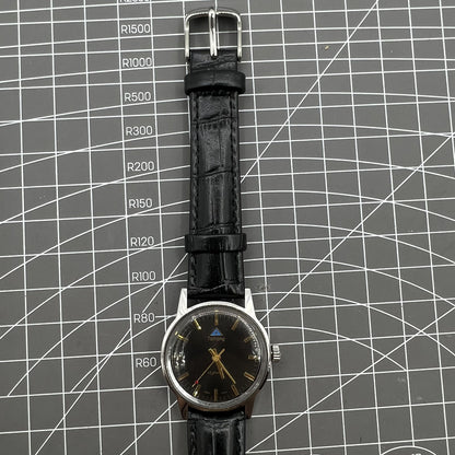 32mm Taihang Manual Mechanical Watch 17 Jews Black Dial Golden Nail