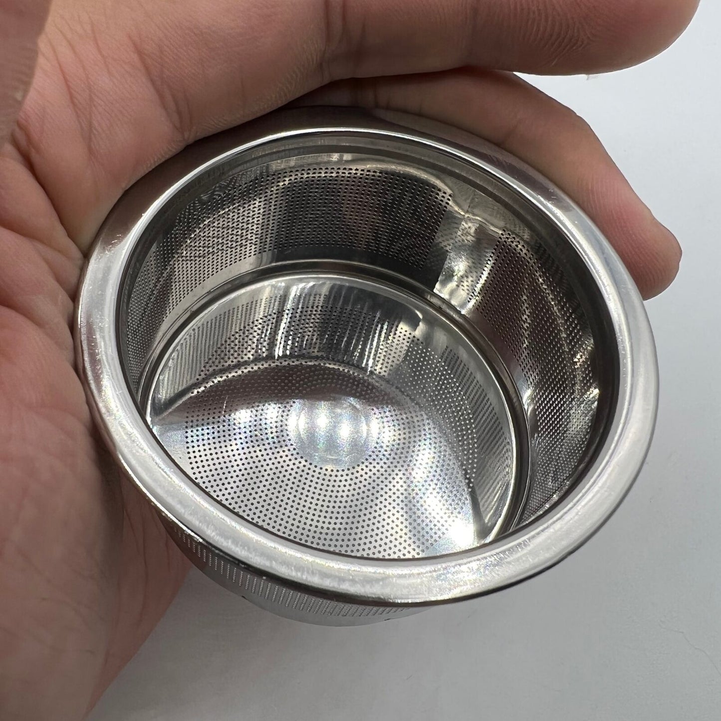 Benzine cup with basket tray for watch repair cleaning, 70x35mm, Benzine brand watch accessory tool.