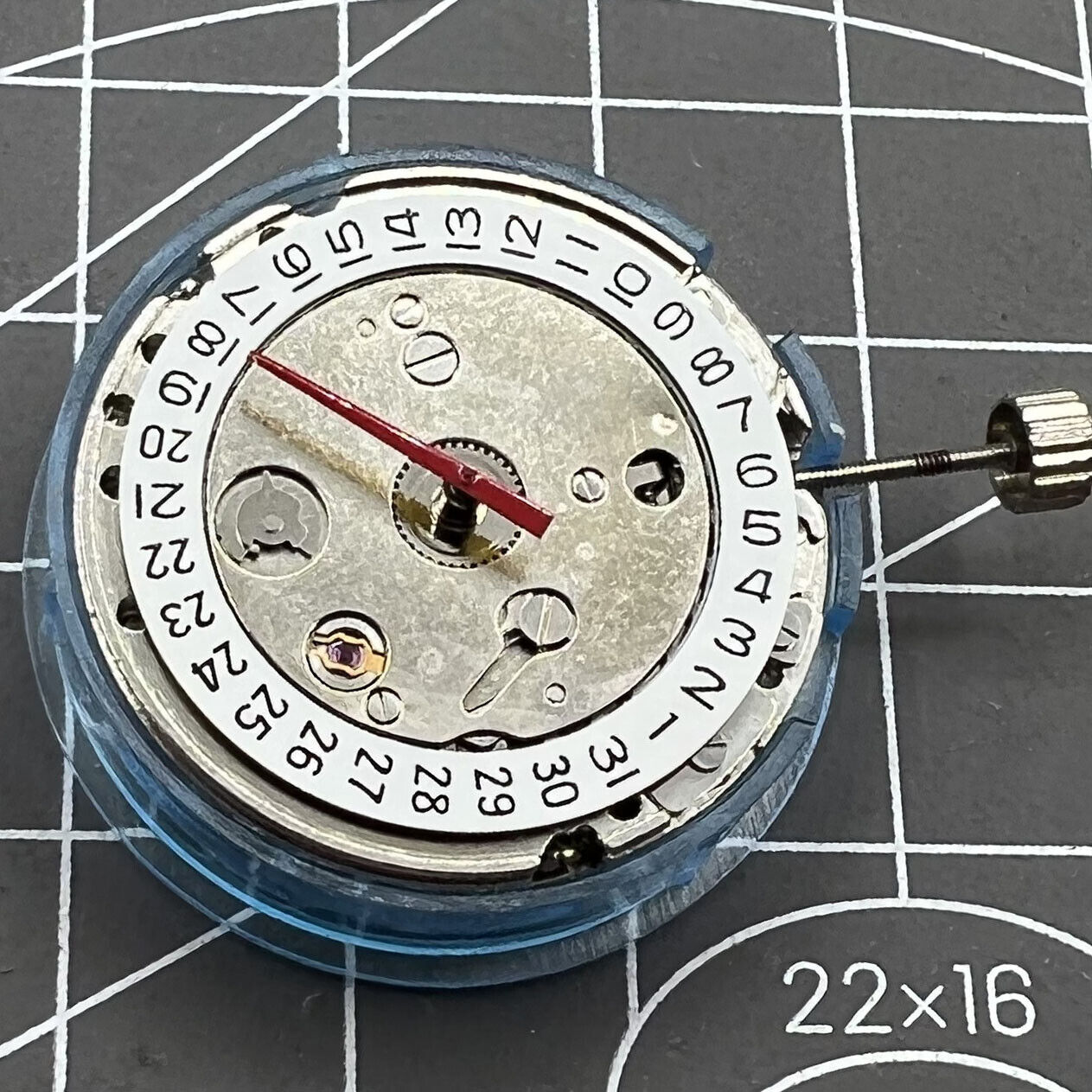 Tianjin T16 polished watch movement for 8200 automatic mechanical replacement, precise and durable.