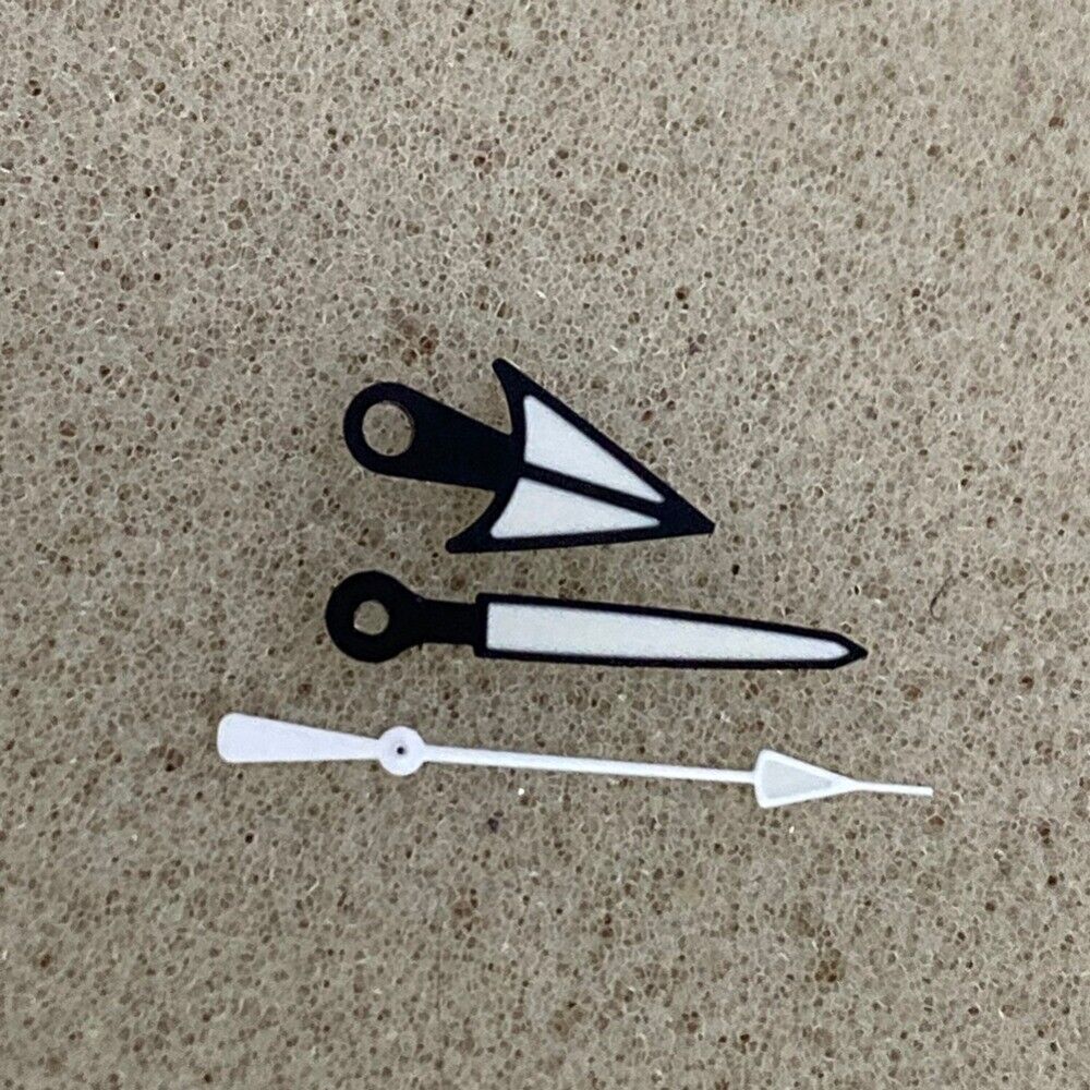 Black, silver, and golden trim green luminous watch hands for NH35/NH36 movement, enhancing readability and style.