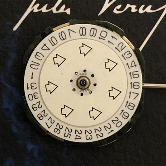 Miyota 2105 quartz movement with white dial featuring arrow pattern, single calendar, 3-hand design for watch accessories.