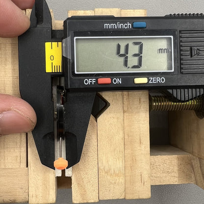 Schweizer Ronda 507 Quarz Uhr Bewegung 3 Händedatum Datum@3