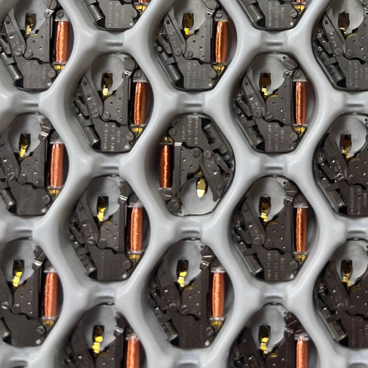 1. Quartz watch movements with 3 hands, compatible with Miyota 2033, ideal for watch repairs and custom builds.  