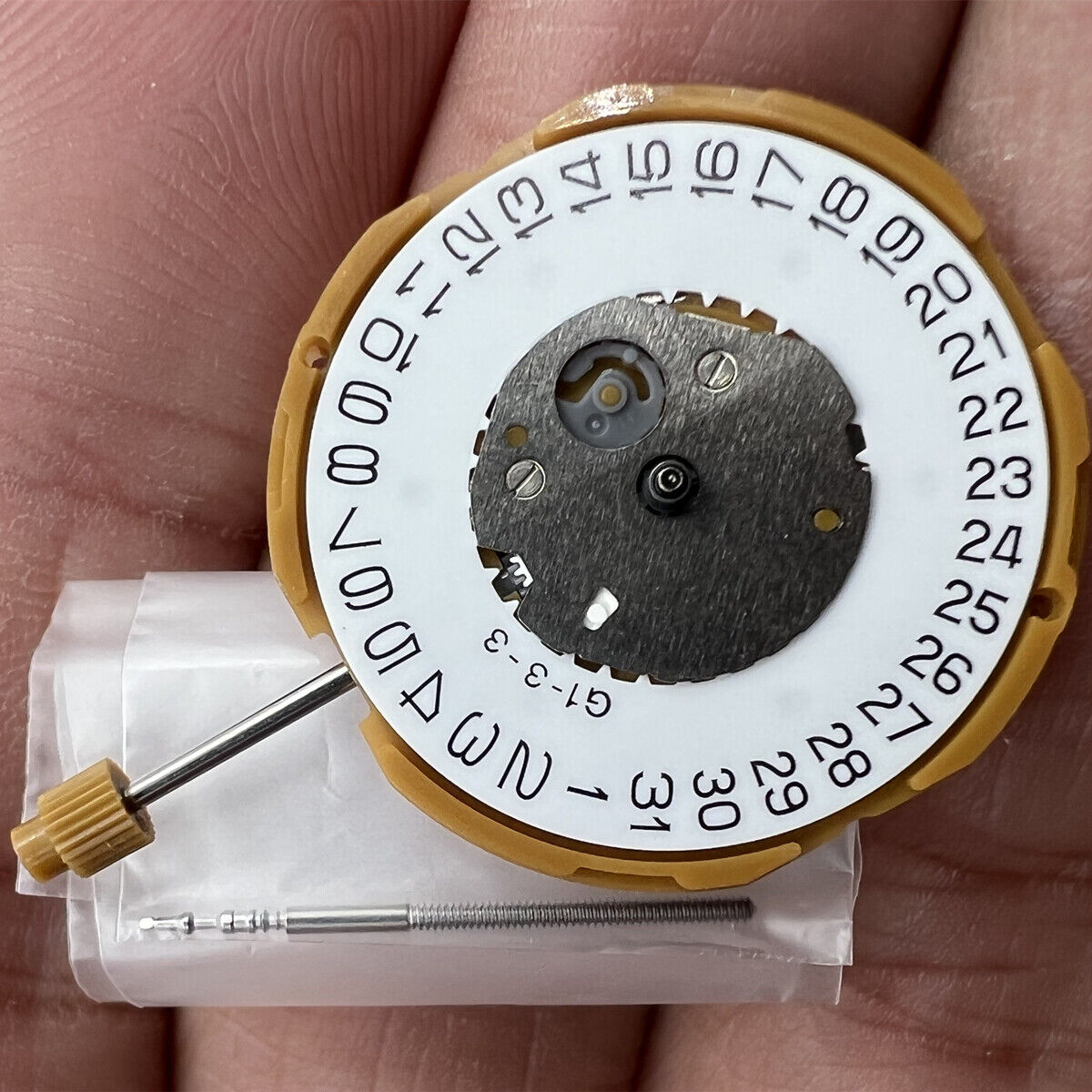 Miyota GM10 Japan quartz movement with date display at 3 o'clock for precise timekeeping.