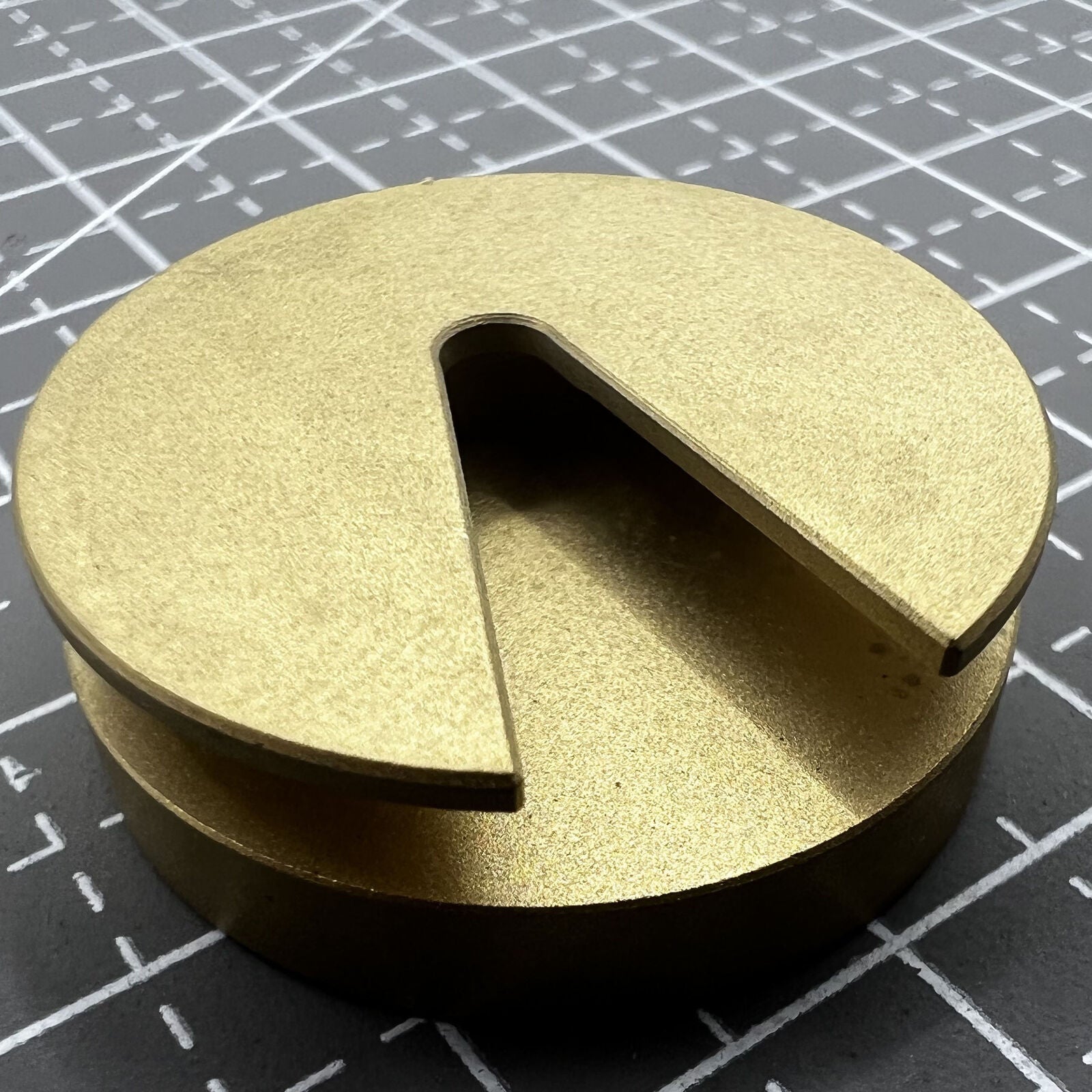 Copper balance wheel holder for precise 25mm watch repairs and delicate part cleaning