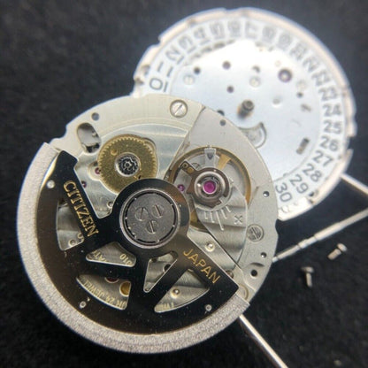 Miyota Citizen 9010 automatic watch movement with date display at 3 o'clock, ultra-thin design