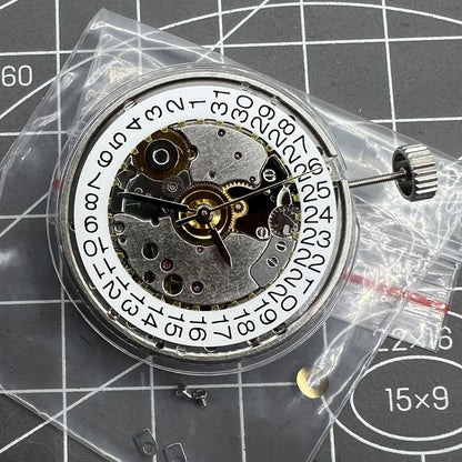 Hangzhou Golden Rotor mechanical watch movement displaying single calendar, crafted for precision timekeeping.