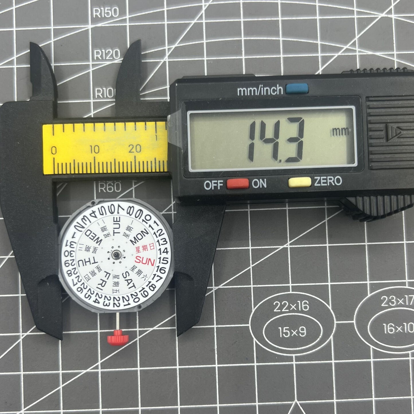 Miyota 2405 Japan Quartz Movement mechanism for accurate watch accessory timekeeping.