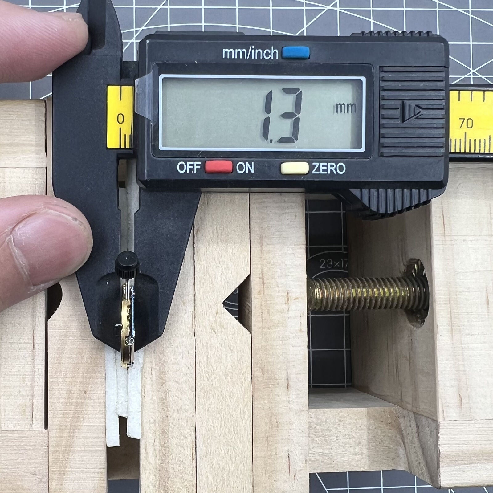 ETA 956.112 watch with black dial, quartz movement, date display, and 3 hands for daily wear by ETA.