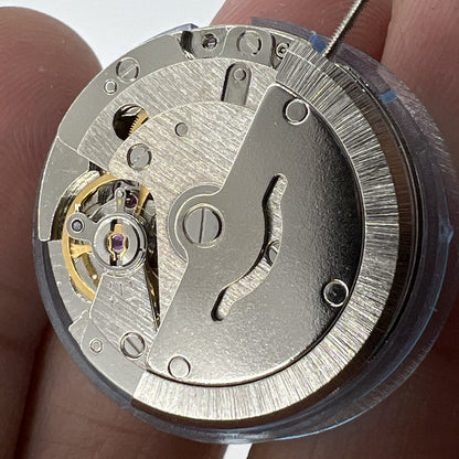 Seagull TY2806 automatic mechanical watch movement with date, precise and reliable for watch accessories.