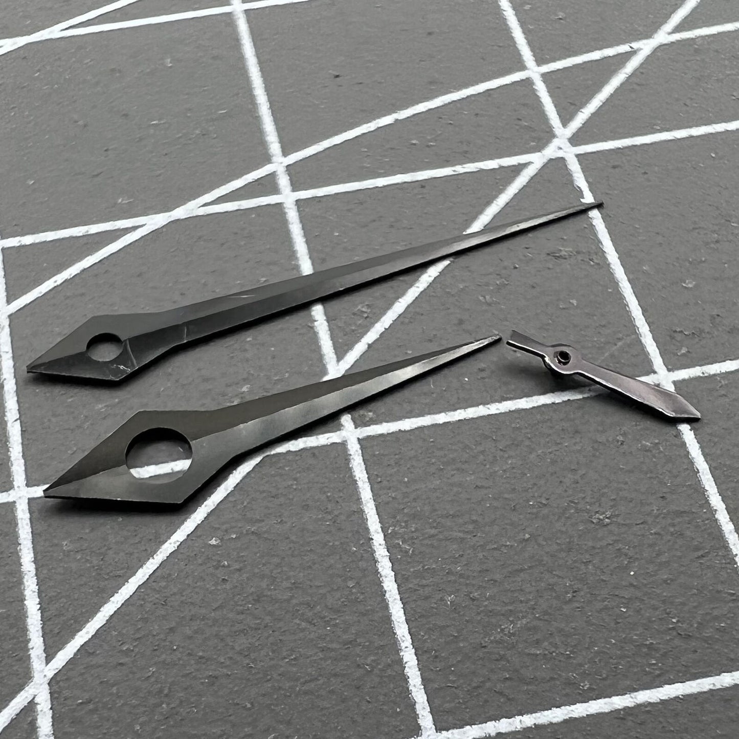 Long pointed black watch hands for ST3600/ST3620/ETA6497/6498, precise fit, no lume, ideal for custom watch builds.