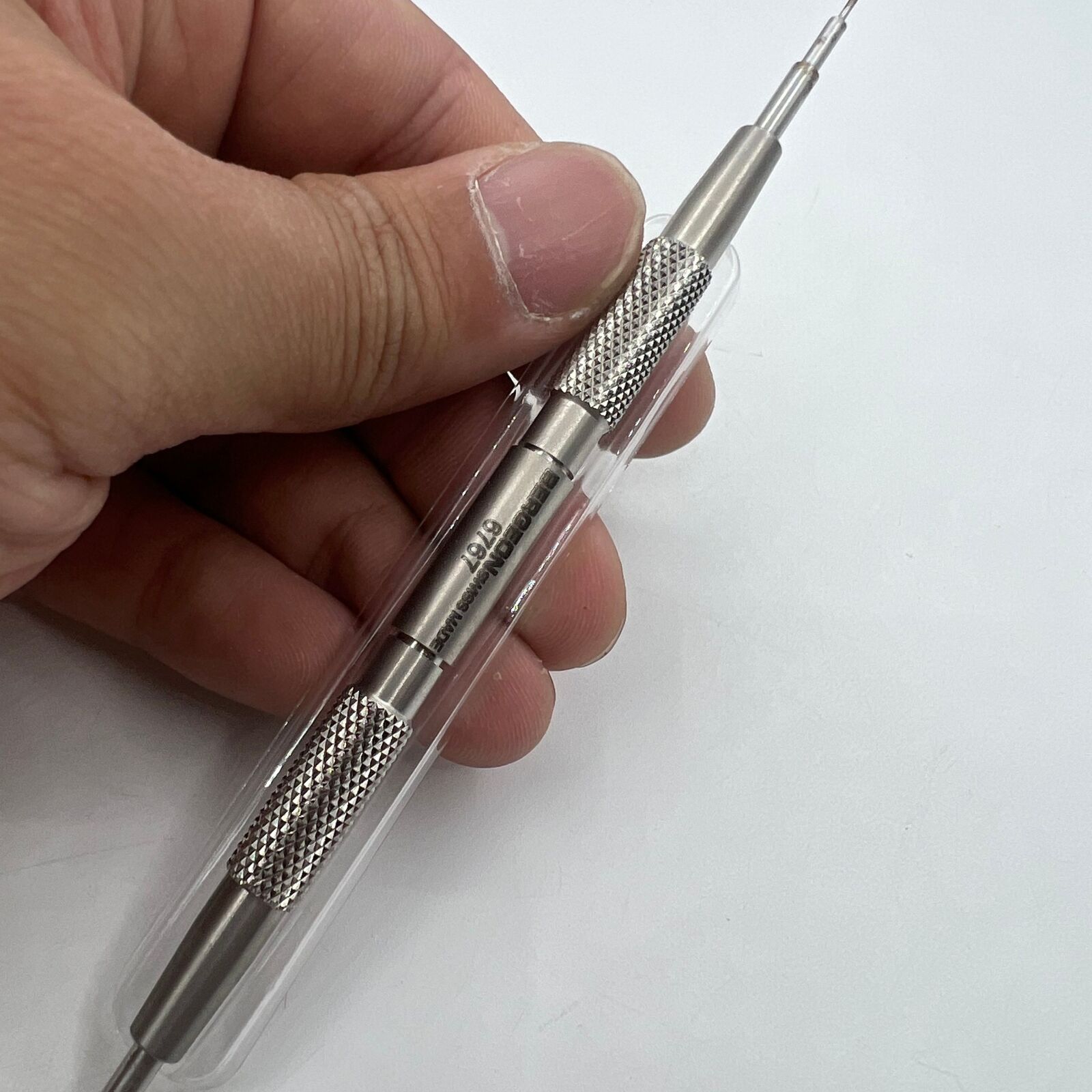 Bergeon 6767-F spring bar tool for precise watch bracelet fitting and removal.