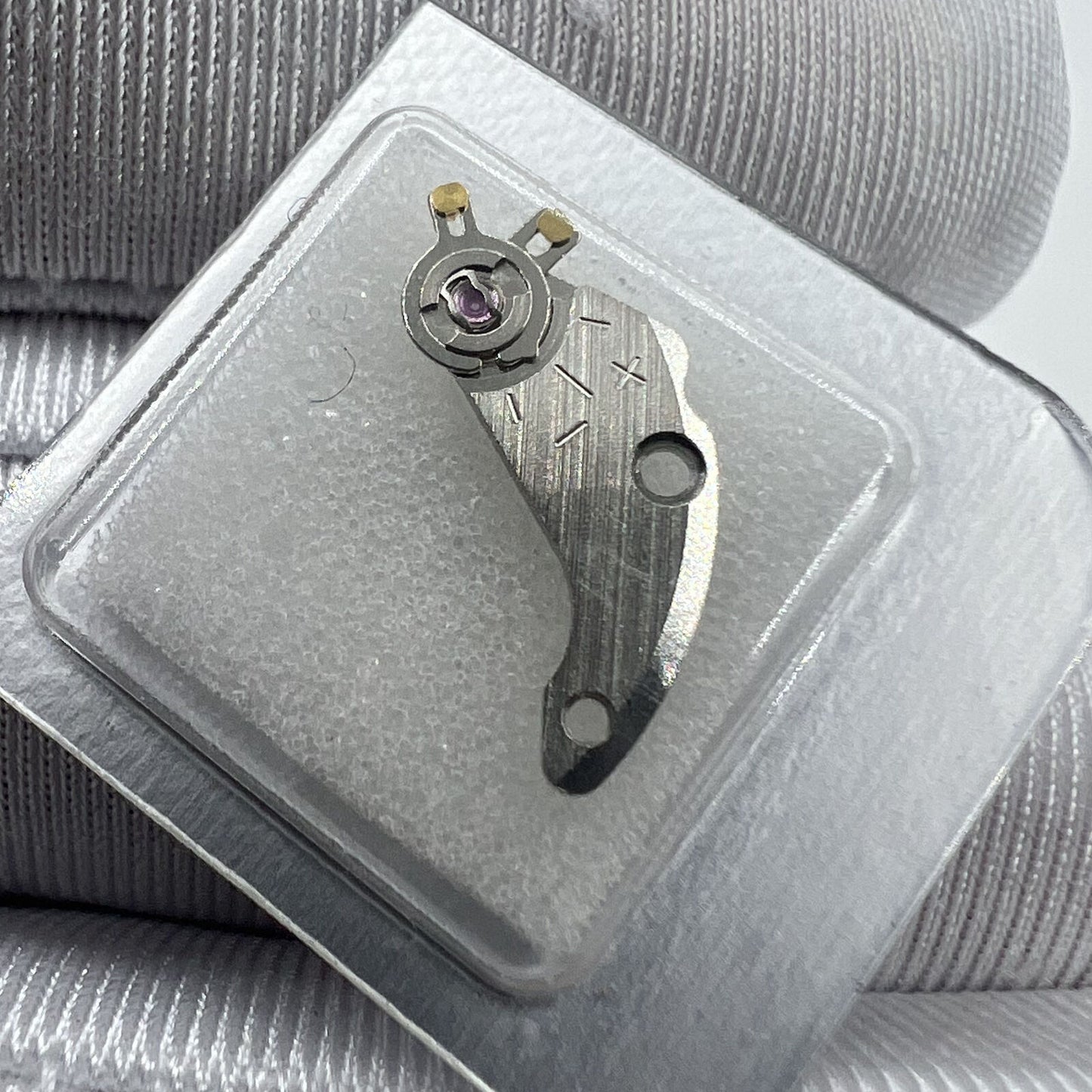 Splint of Balance Wheel for Miyota 4R35, compatible with Seiko 7S26 and 7S36 watch movements.