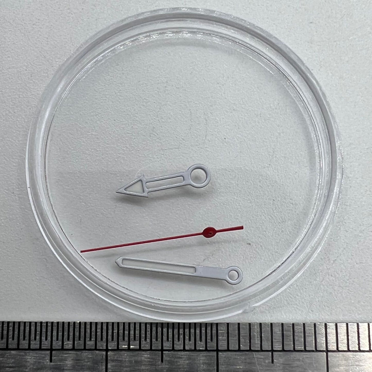 Green lume pointed arrow watch hands with silver trim for Miyota NH35/NH36/NH38, precise fit for watch repairs.