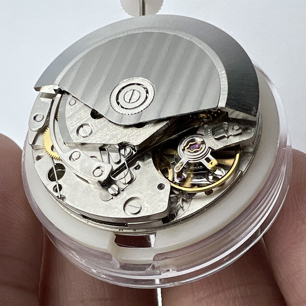 High-precision 7753 mechanical movement clone for Daytona watches, reliable watch accessory by China Made.