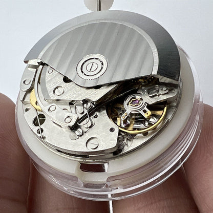 High-precision 7753 mechanical movement clone for Daytona watches, reliable watch accessory by China Made.