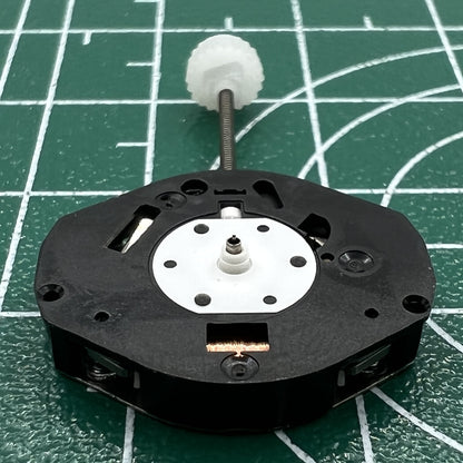 Sunon SL68 Quartz watch movement with 3 hands for precise timekeeping in watch repairs.