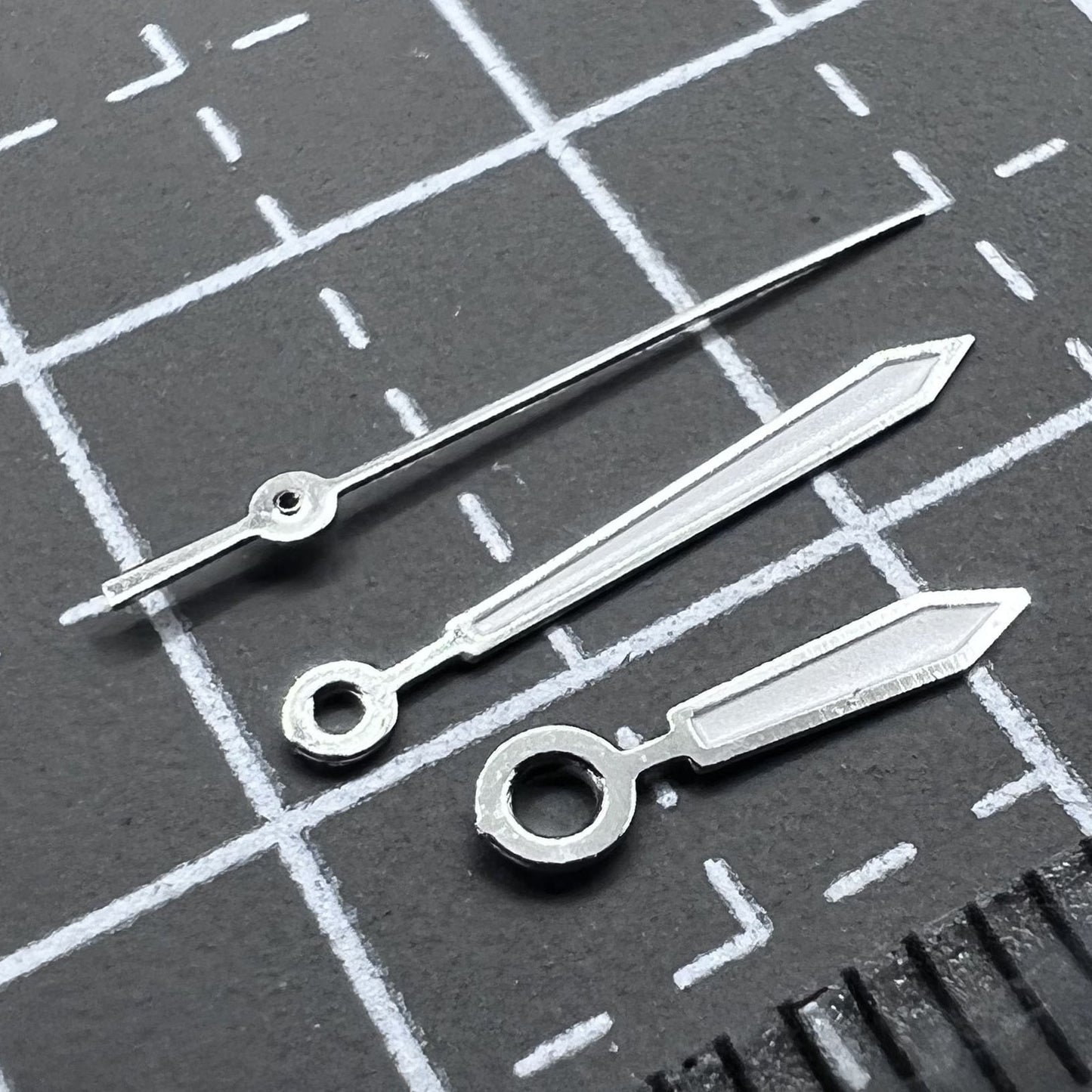 2 Sets Weiß Pfeilförmige Uhrenzeiger Für Miyota 2035 Quarzwerk