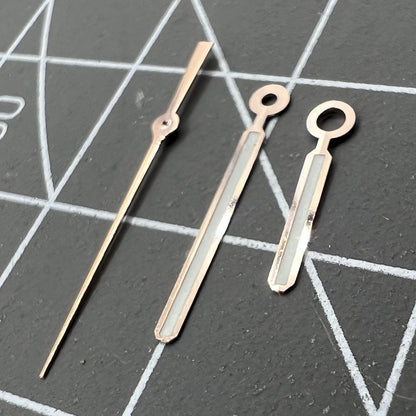Green luminous rose gold-trimmed AP watch hands for NH35 NH36 SKX007 SBBN models, precise fit and glow.