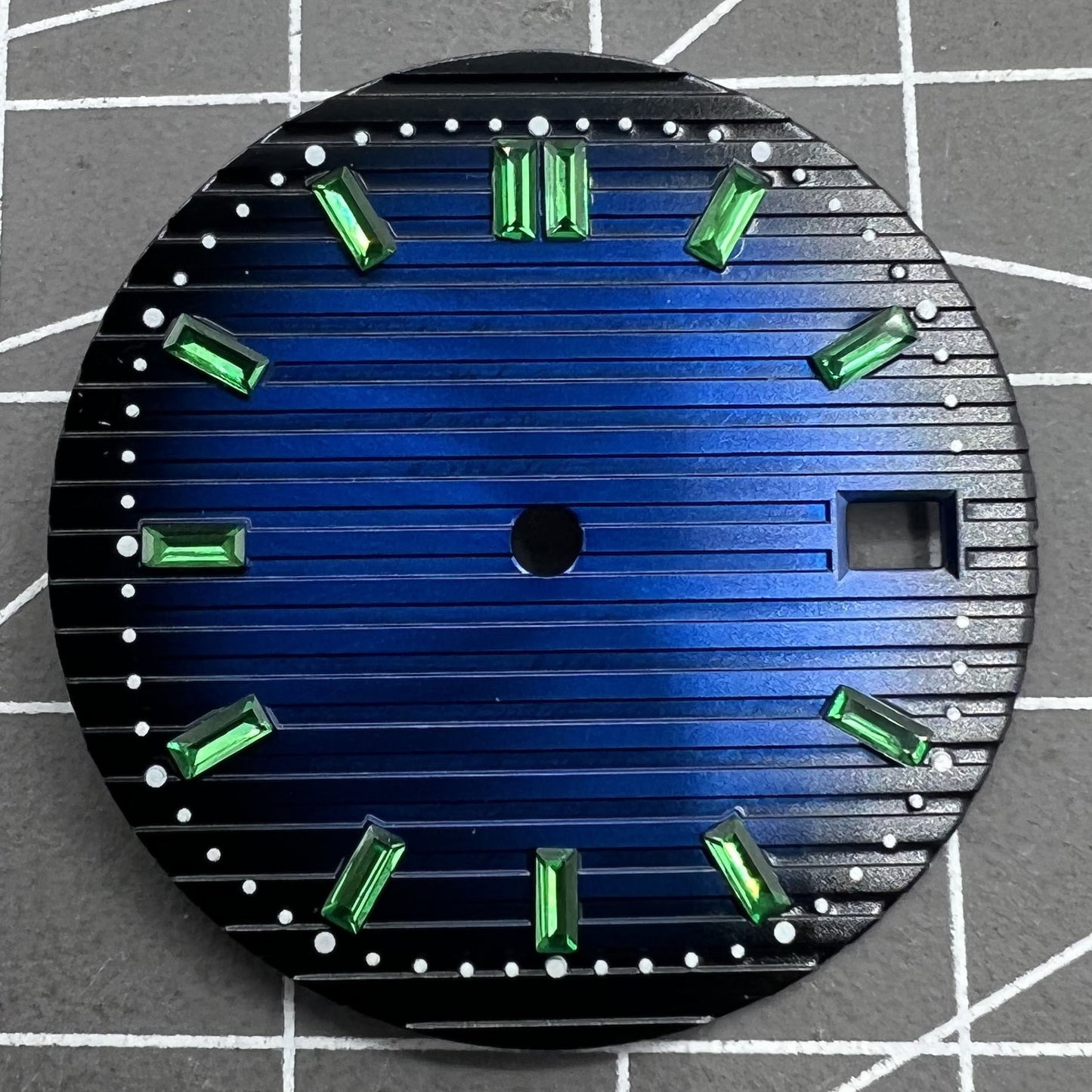 Grünes Zifferblatt 29.8mm Imitation Edelstein Nagel Blau für NH35 Uhrwerk