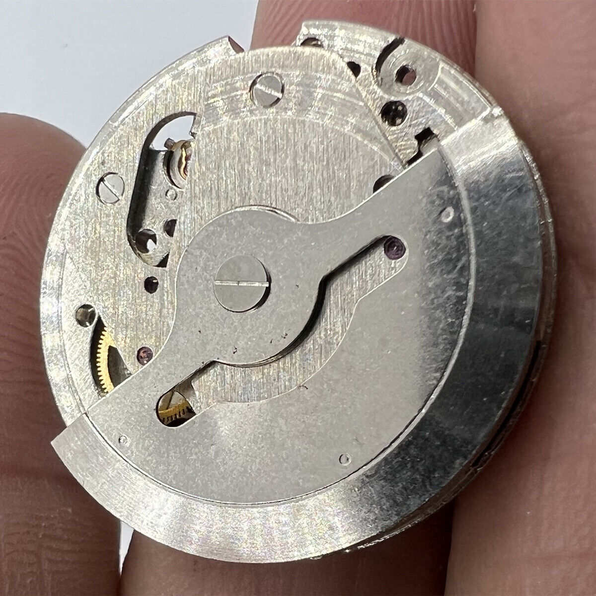 China Made automatic mechanical watch movement, perfect for watchmaking training and DIY disassembly practice by enthusiasts.