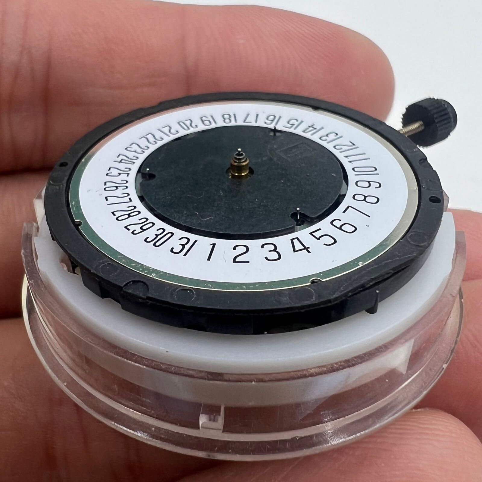 V8 ETA G10.711 quartz watch movement with multifunctional date at 6, Swiss made quality.