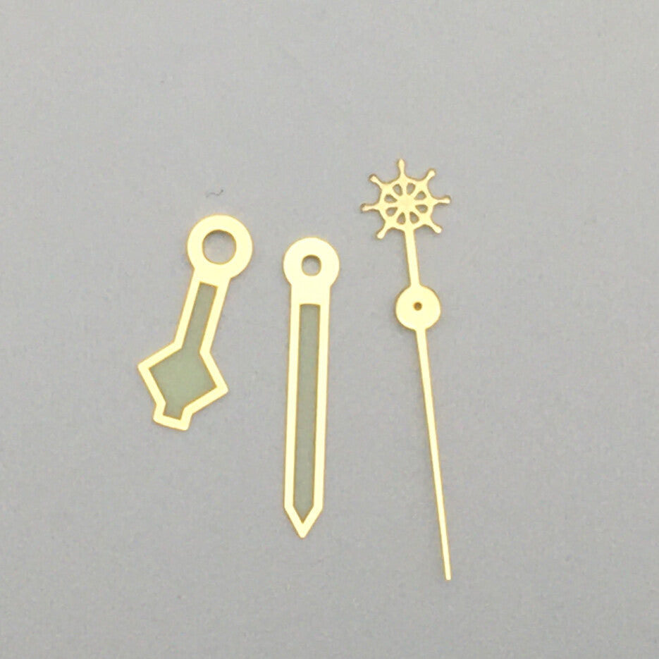 Green luminous watch hands set A39 for NH35A/NH36A movements, perfect for customizing watches.