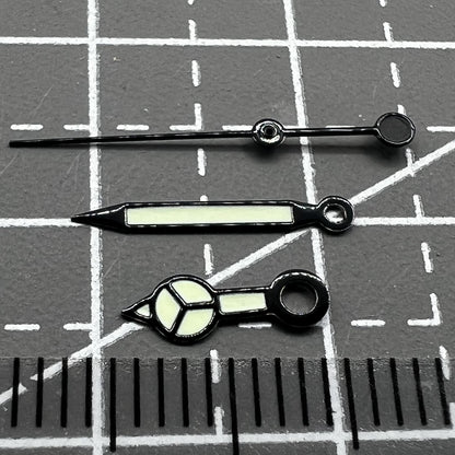 Leuchtende gr�ne Uhrenzeiger Set f�r NH35 NH36 Uhrwerk von HH-B-5, pr�zise ablesbar bei Dunkelheit