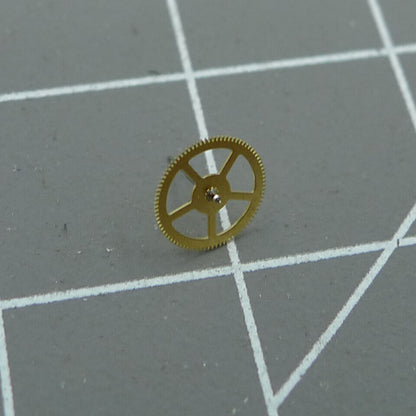 Golden 4.5H second wheels set for Miyota 82S5 82S7 watch movement, 3-piece watch accessory.