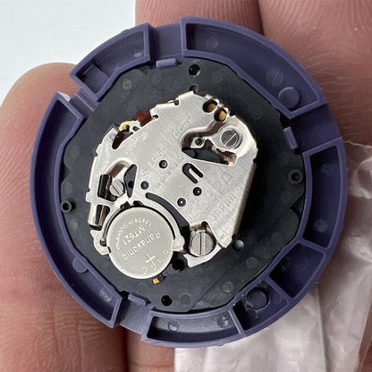 Epson AS32A solar watch movement with 3 hands and date at 3 o'clock for accurate timekeeping.