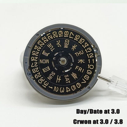 Automatikwerk Seiko NH36 mit schwarzem Zifferblatt goldenen Zahlen und Krone