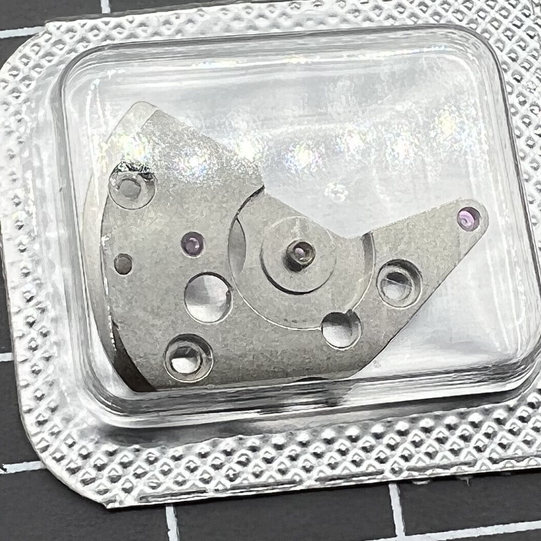 Swiss Made Original Automatic Main Wheel Bridge for ETA7750 Calibre1142 movement, precision watch accessory.