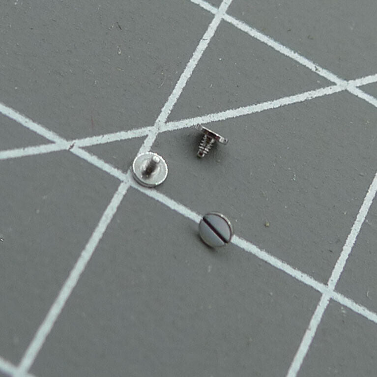 Set of 3 RLX 3135-5625 screws for date wheel replacement in 3135 watch movement.