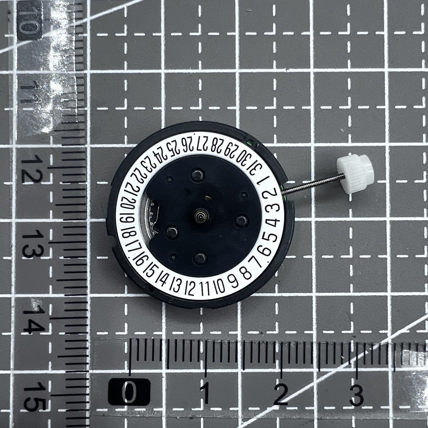 Swiss ETA804.192 Quartz watch movement with date display at 6 o'clock for precise timekeeping